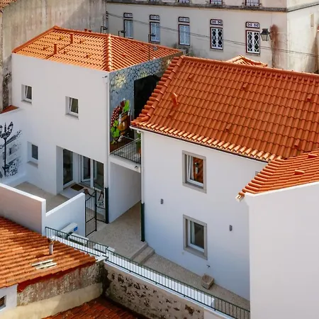 Município, Urban Chic, *