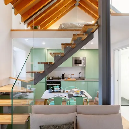 Município, Urban Chic, *