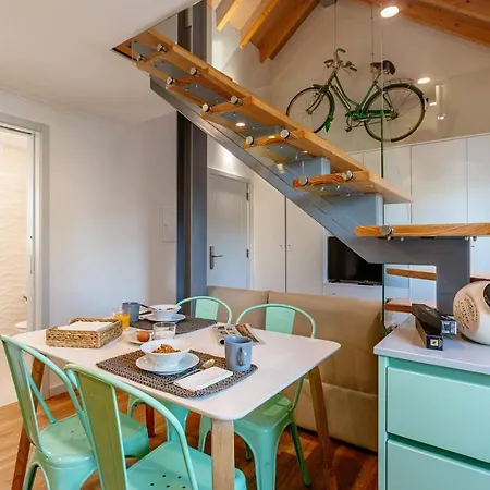 Município, Urban Chic, *